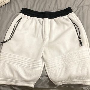 All white shorts/ mens size L, summer time is almost back!!!